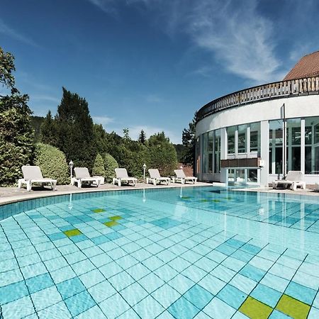 Donna Burghotel Am Hohen Bogen Neukirchen beim Heiligen Blut Exterior foto
